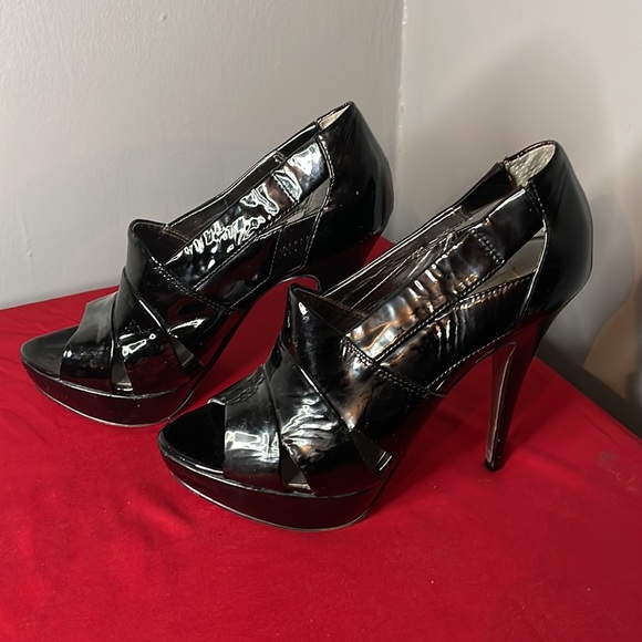 Steven Madden patent leather heels - Picture 2 of 5